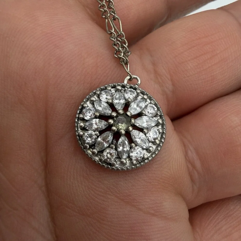 Vintage 925 Sterling Silver Pendant Necklace CZ Stones Dainty‎ Collar